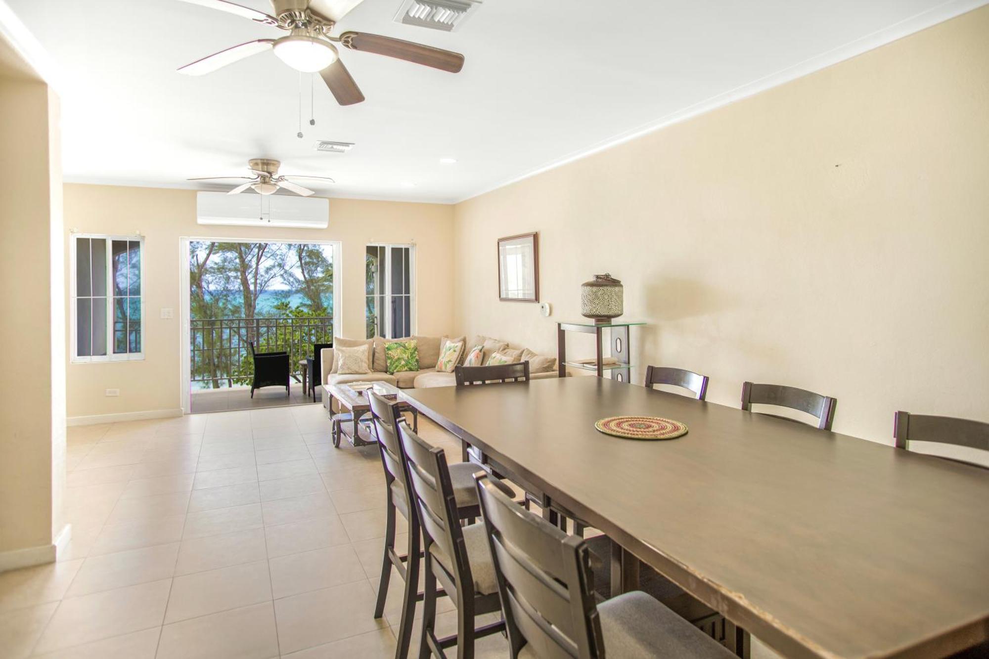Homestay With Access Near Airport