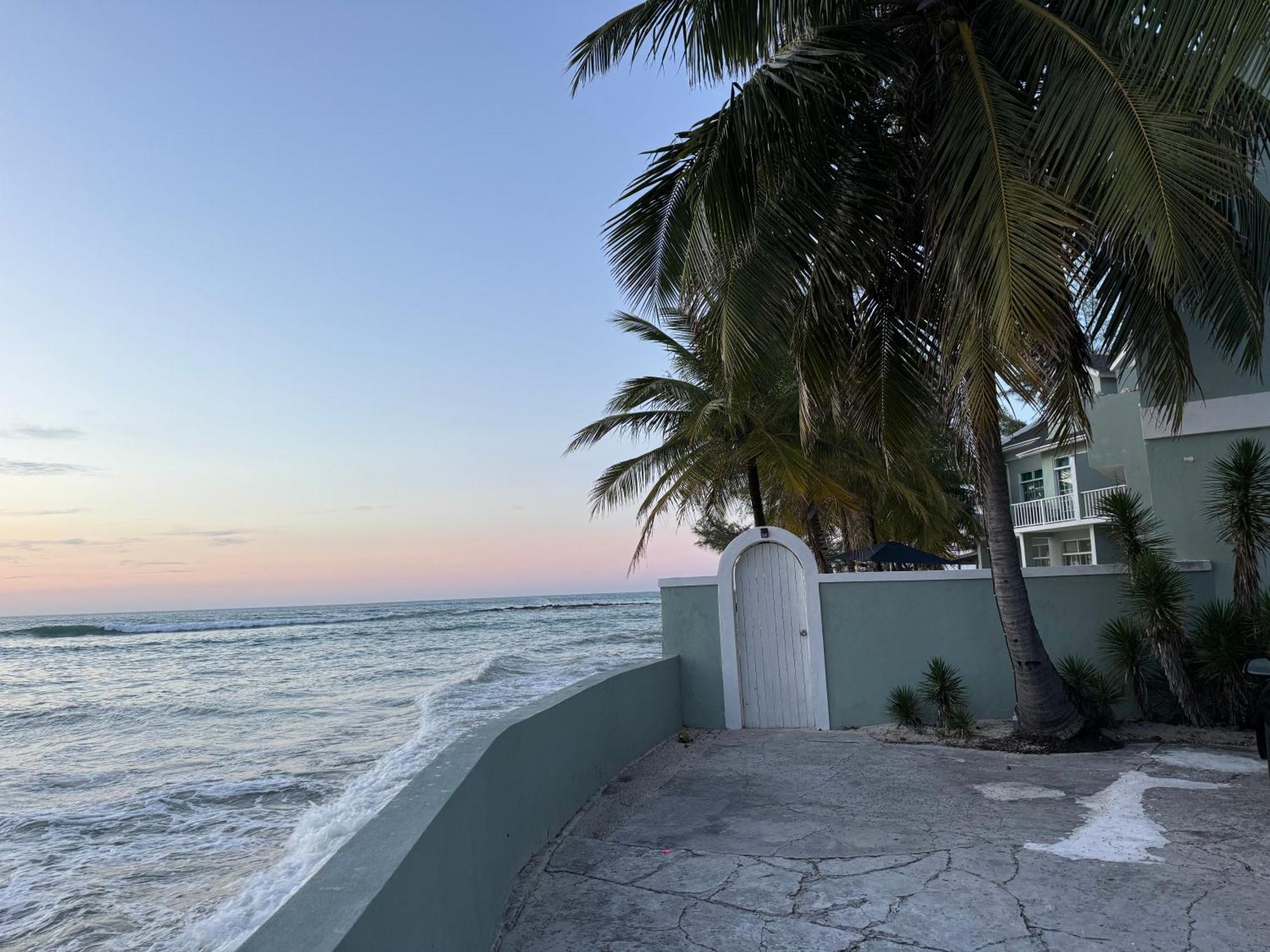 Apartment Sunset Cove - Vacation In Paradise!