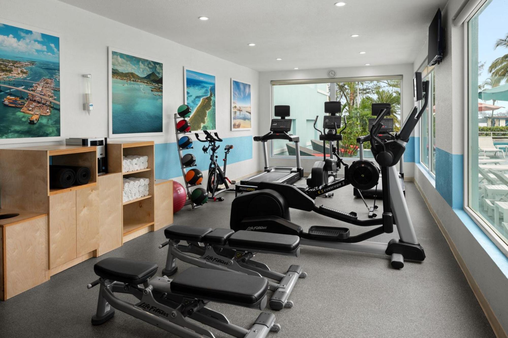 Courtyard By Marriott Downtown/junkanoo 4* Nassau