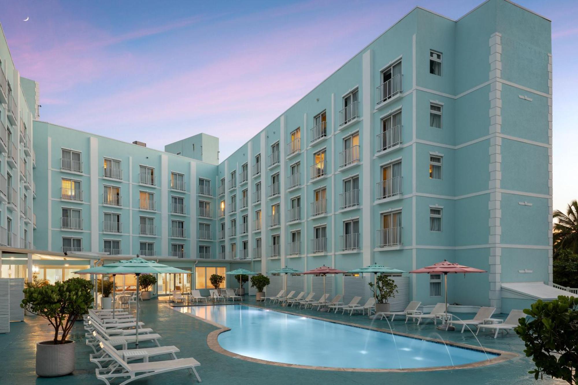 Courtyard By Marriott Downtown/junkanoo