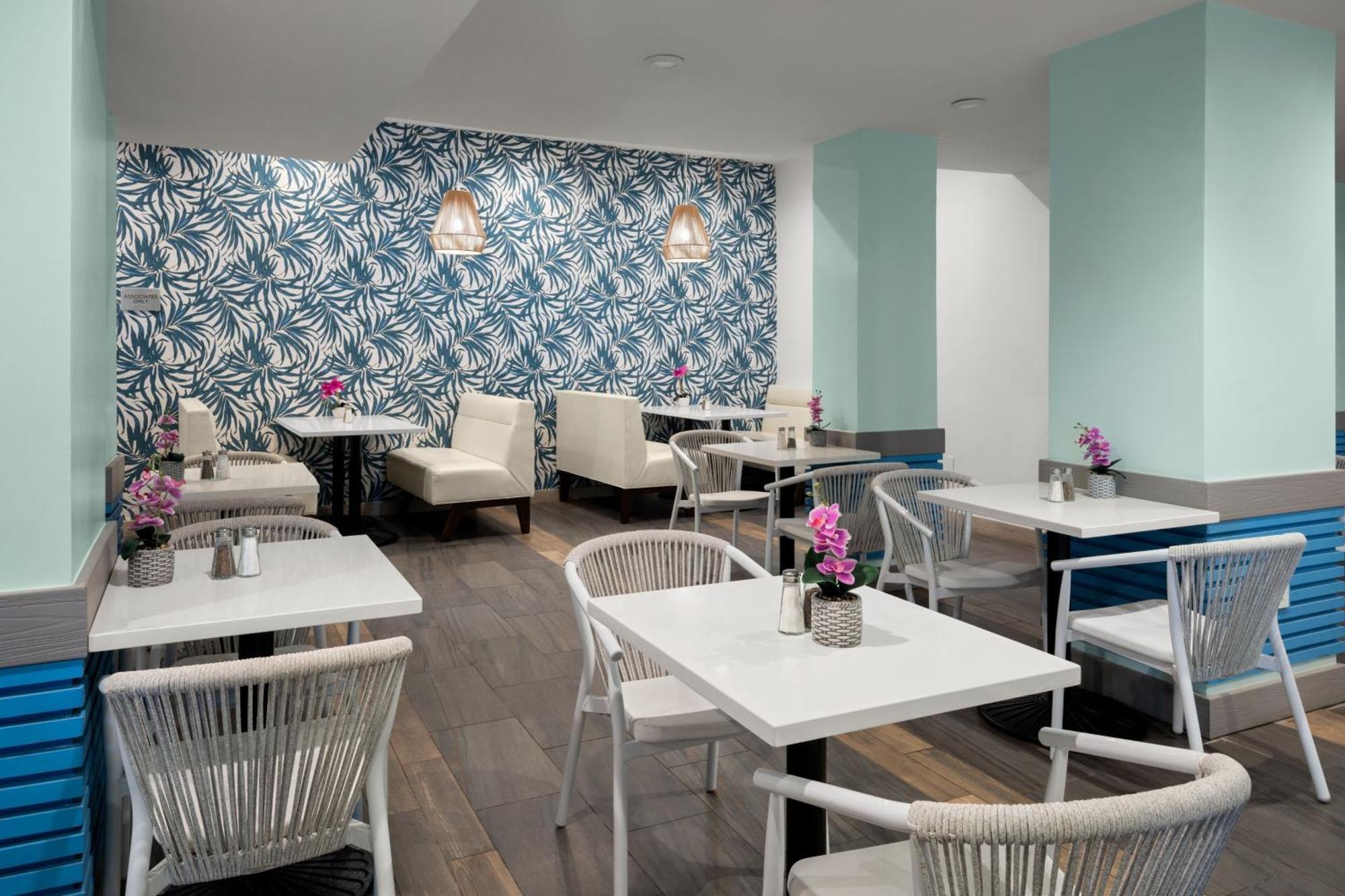 Hotel Courtyard By Marriott Downtown/junkanoo 4*