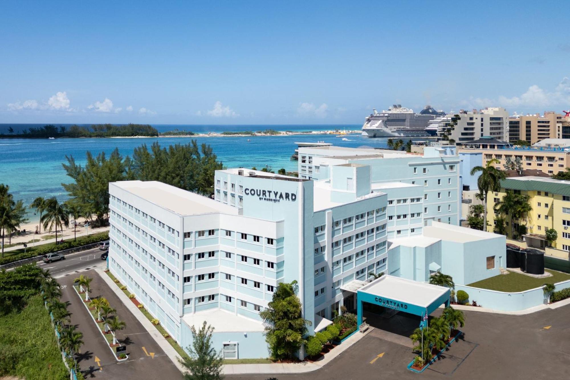 Courtyard By Marriott Downtown/junkanoo