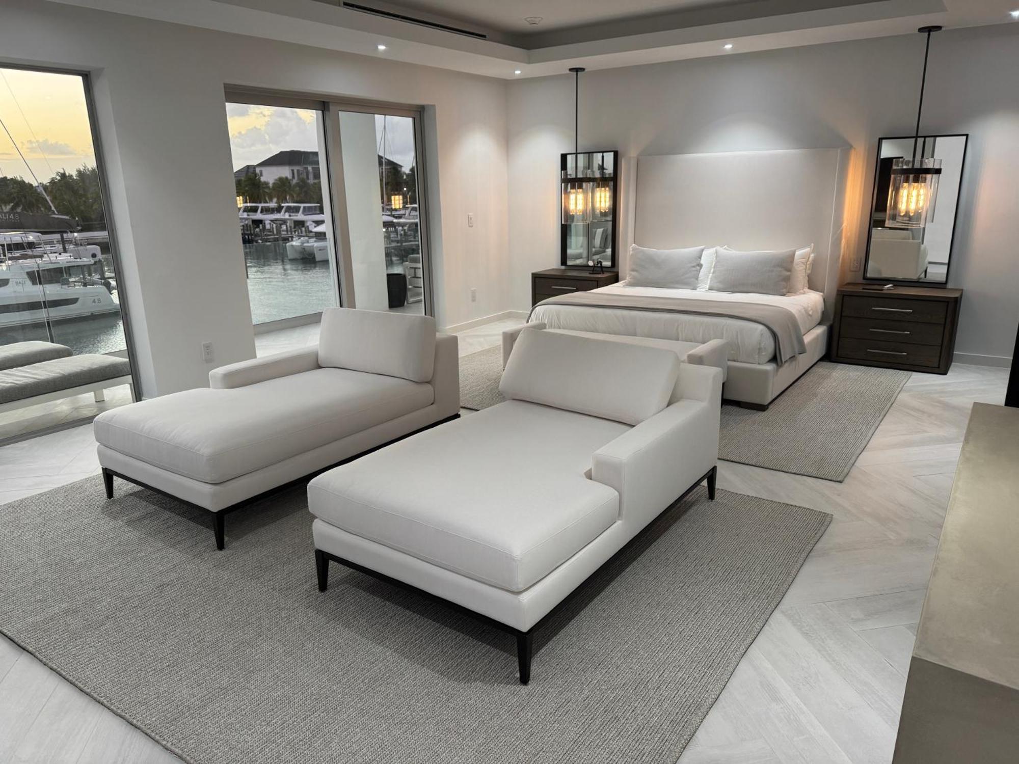 New Luxury Waterfront Condo, Palm Cay, The Bahamas *