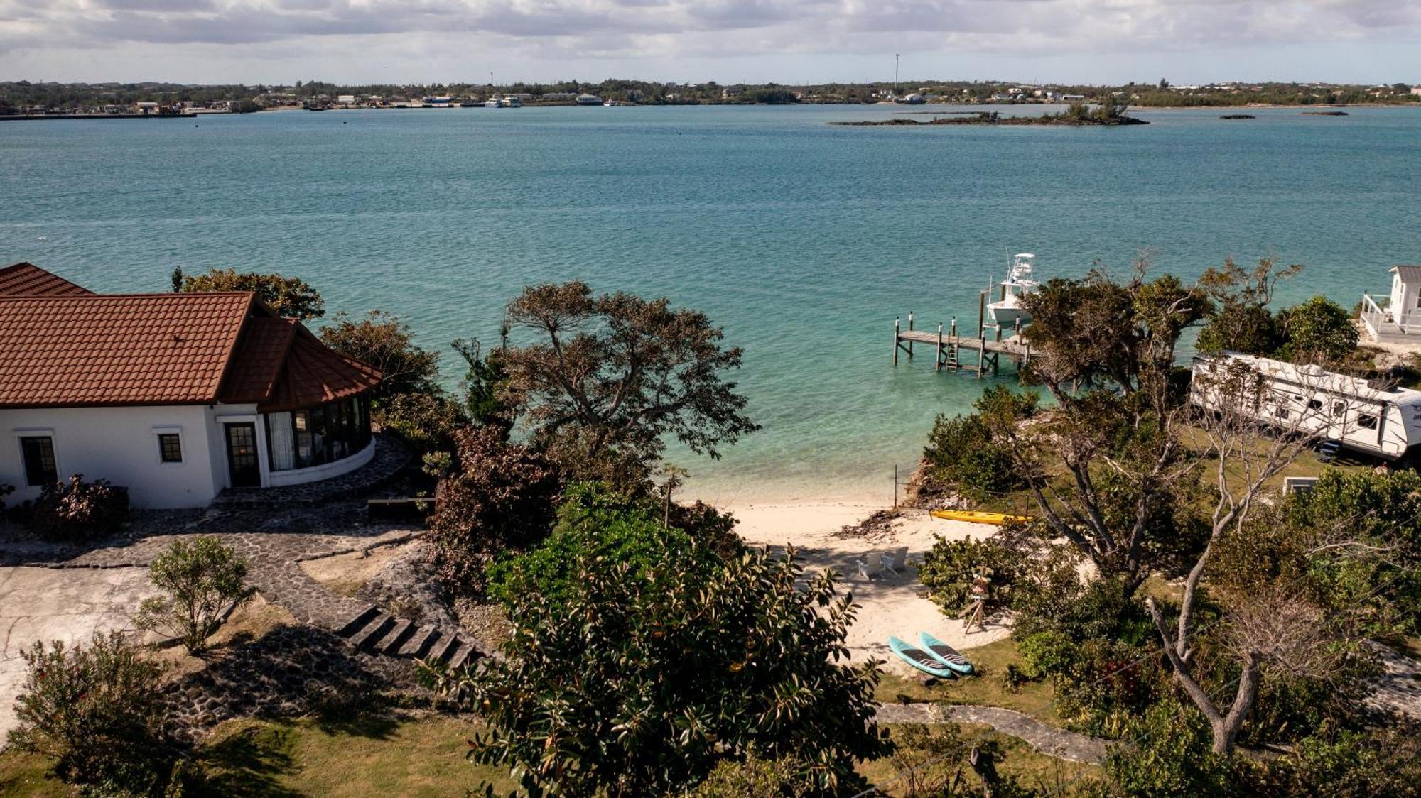 Harbour - Large Dock & Great Views!