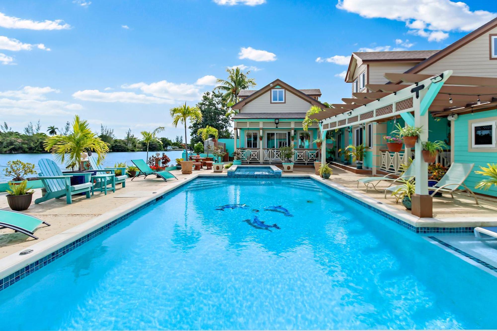 New Luxe Caribbean In The Bahamas With Canal Access! * Nassau