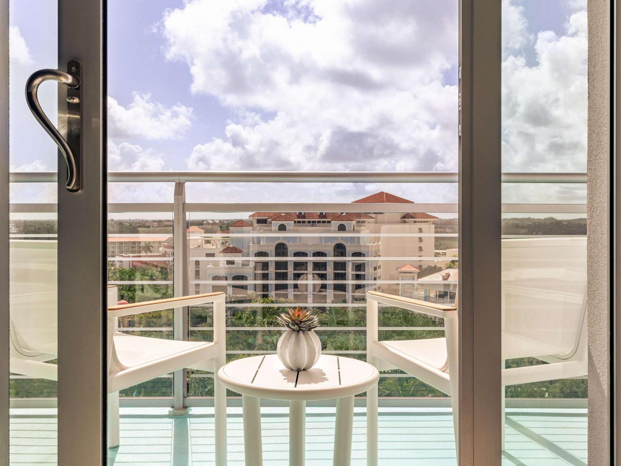 Hotel Sls At Baha Mar