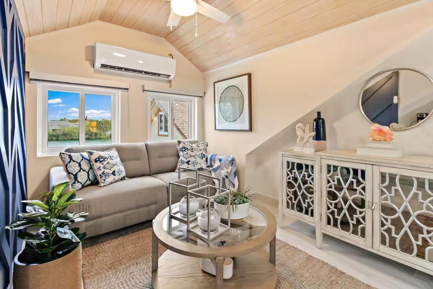 New Luxe Caribbean In The Bahamas With Canal Access! Nassau