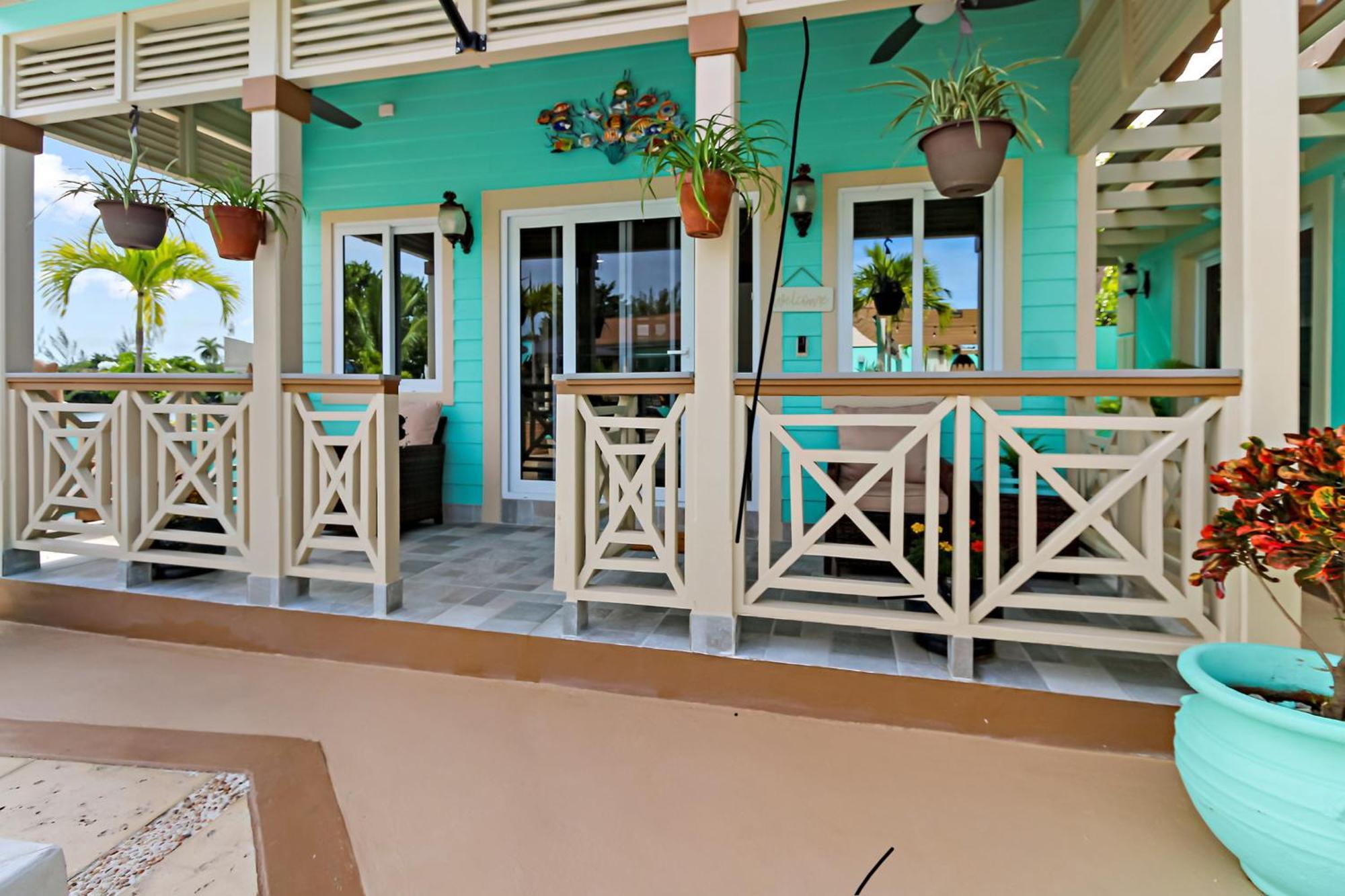 New Luxe Caribbean In The Bahamas With Canal Access! Guest house *