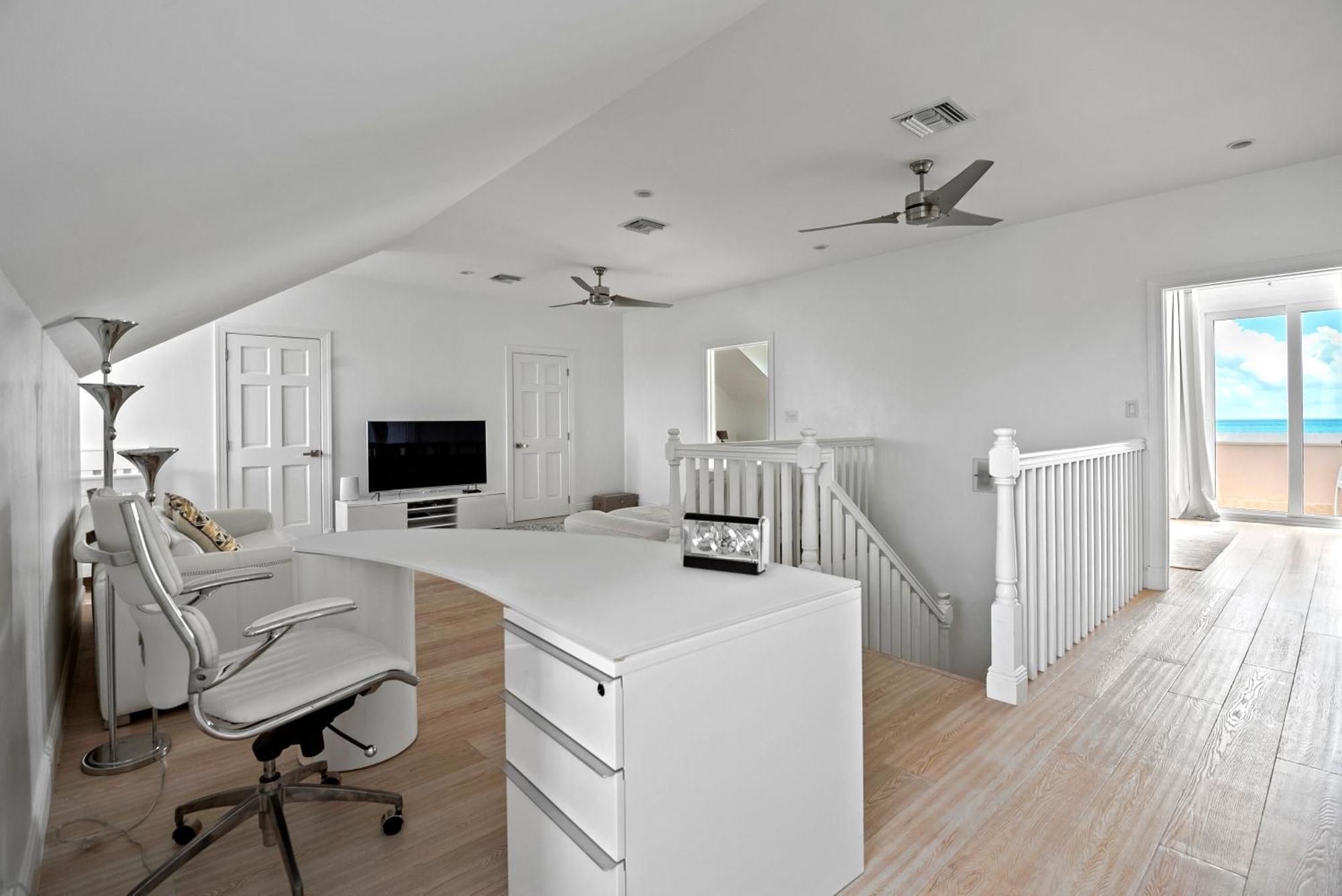 White House - Exclusive Luxury Beachfront - Private White *