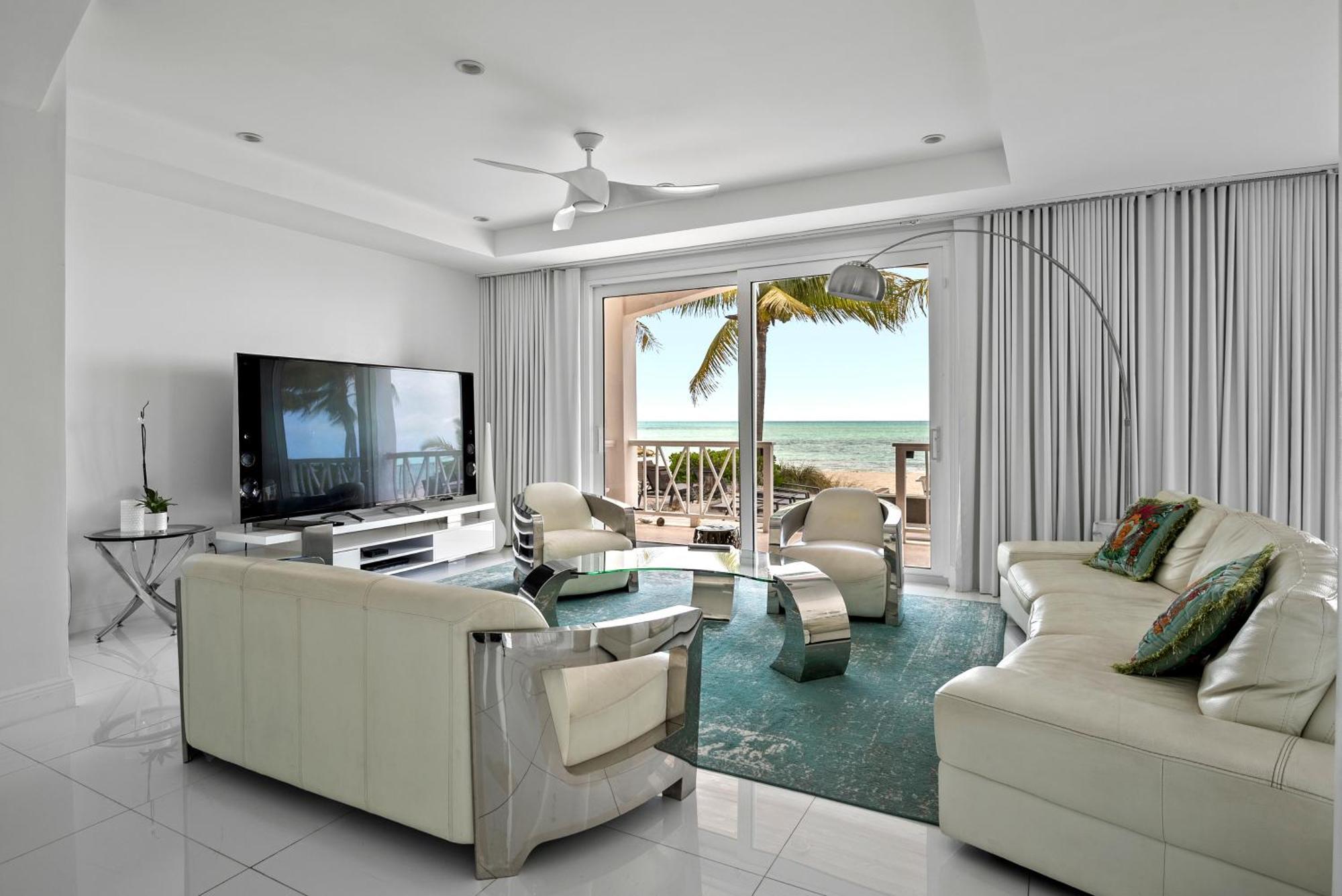 Villa White House - Exclusive Luxury Beachfront - Private White *