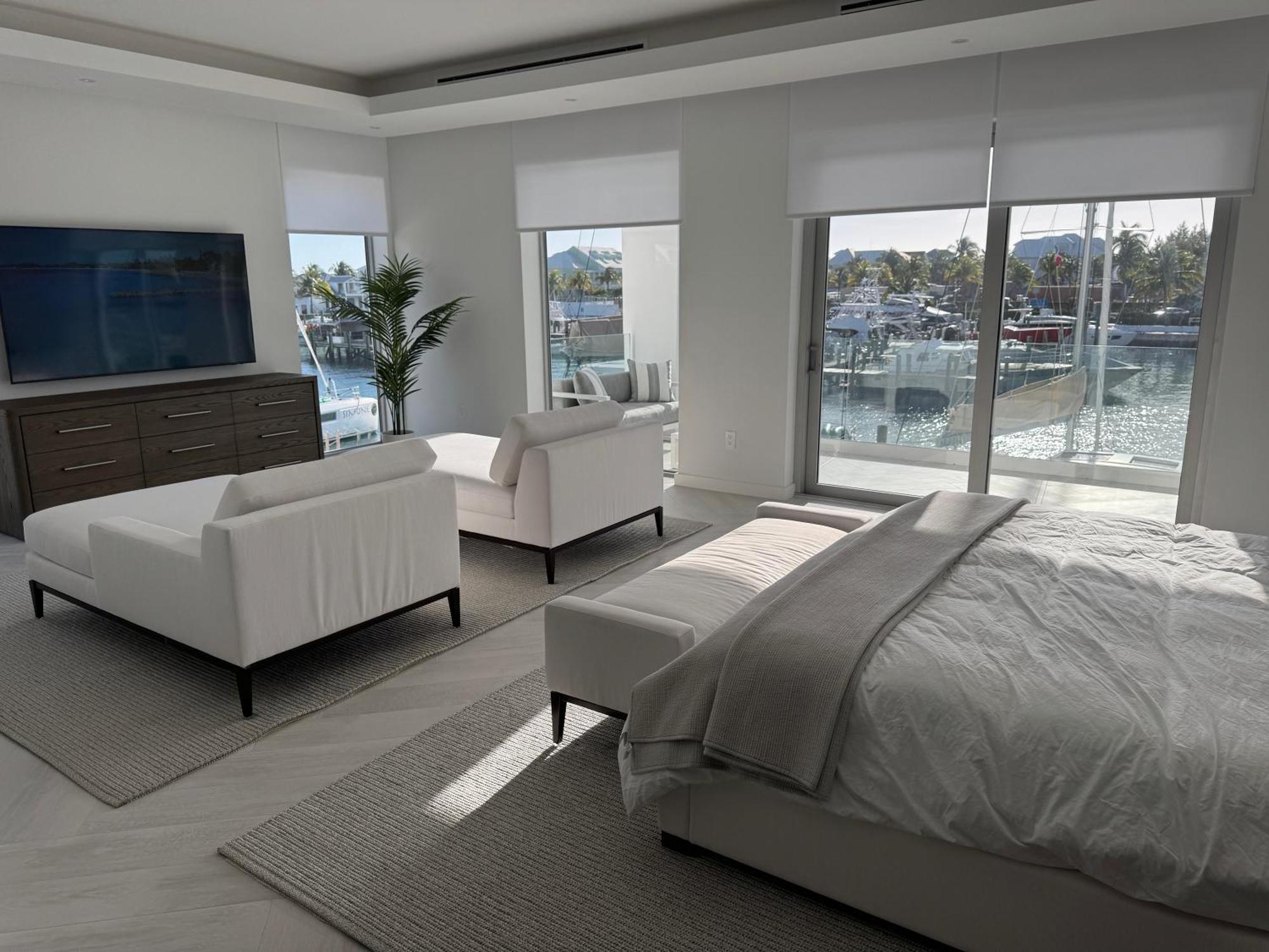 Apartment New Luxury Waterfront Condo, Palm Cay, The Bahamas *