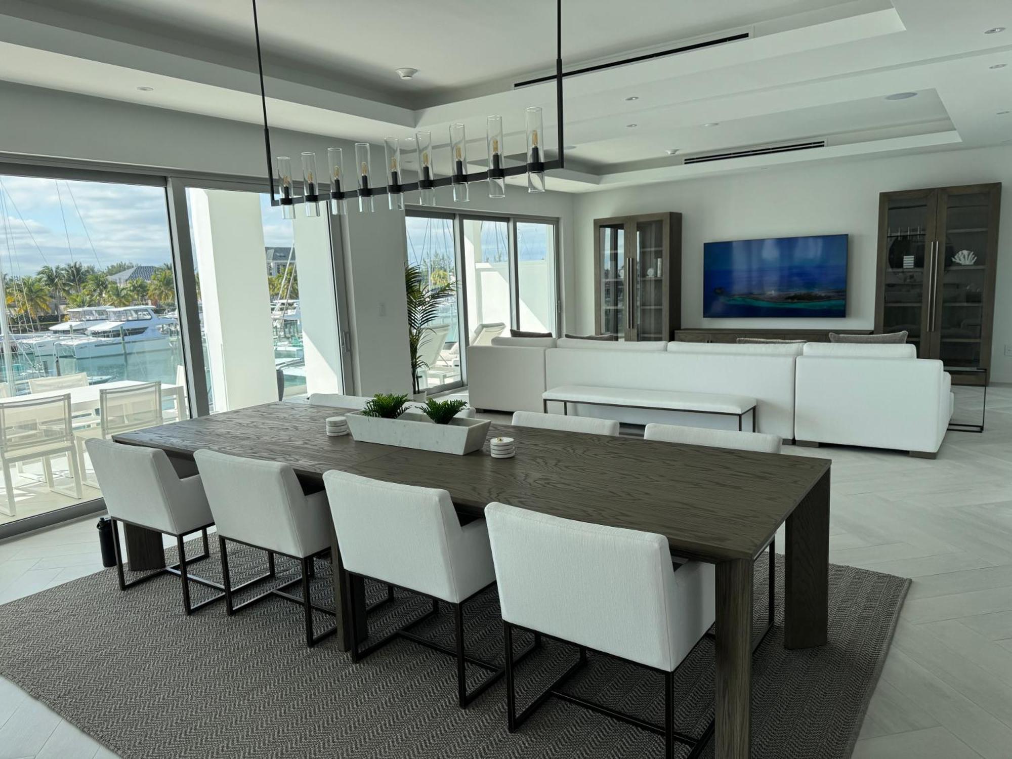 New Luxury Waterfront Condo, Palm Cay, The Bahamas Nassau
