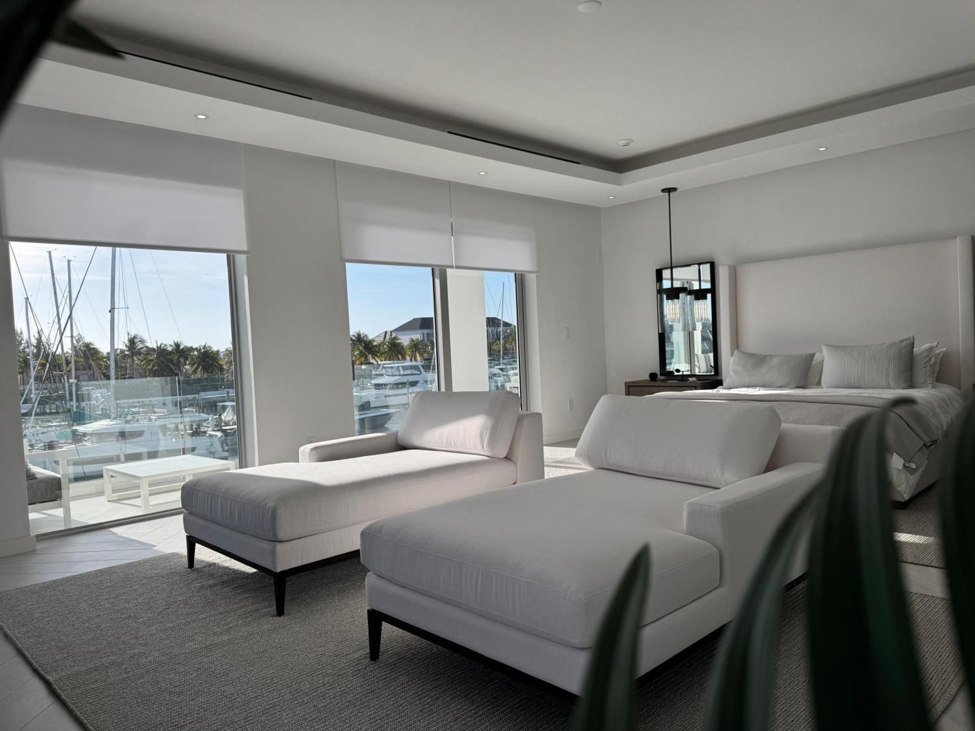 New Luxury Waterfront Condo, Palm Cay, The Bahamas
