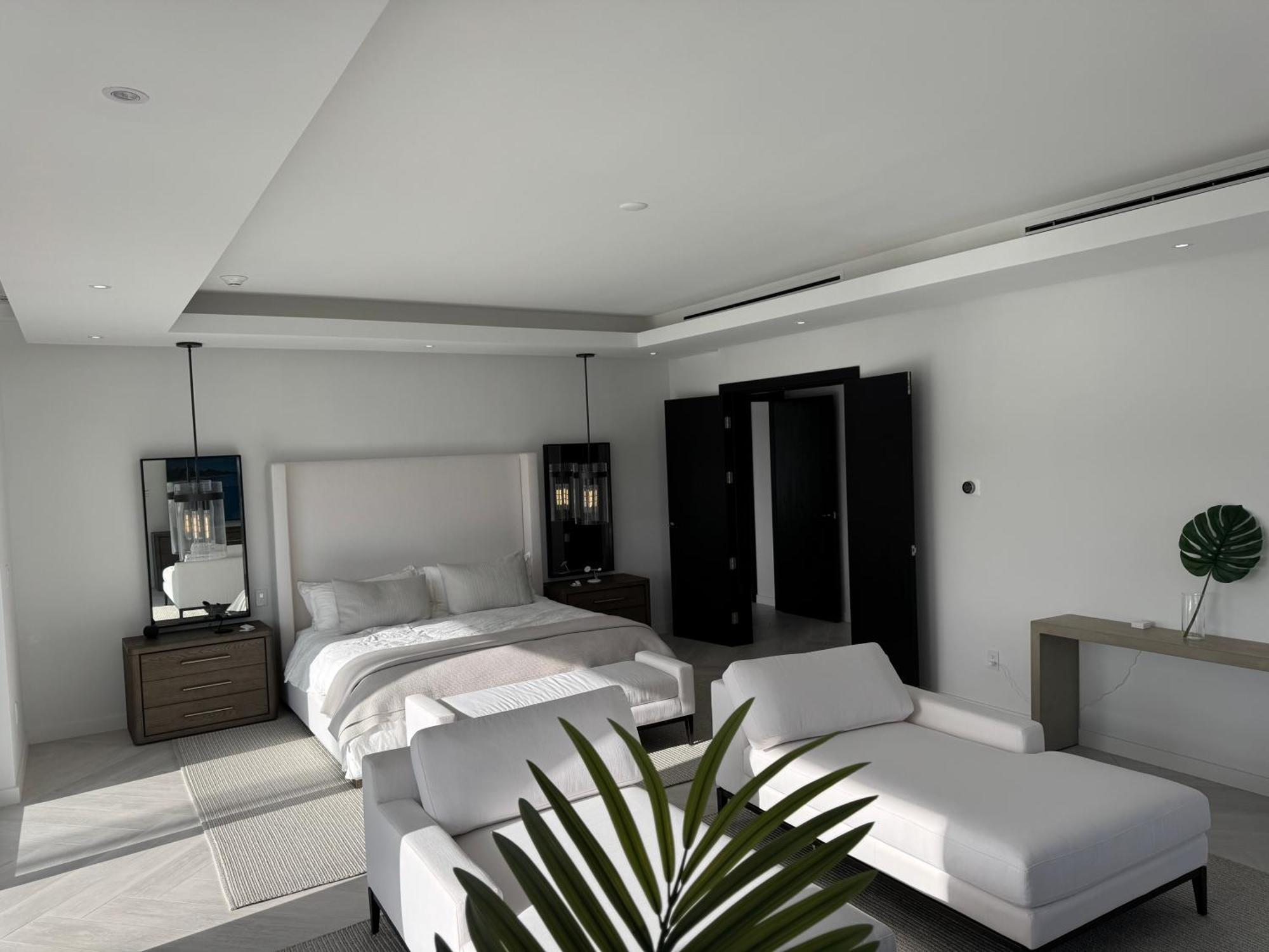 Apartment New Luxury Waterfront Condo, Palm Cay, The Bahamas Nassau