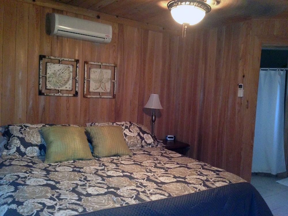 Wheel House Downstairs By Living Easy Abaco Hotel Marsh Harbour