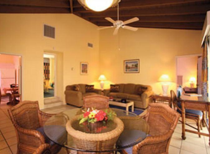 Bay View Paradise Island Resort 3*