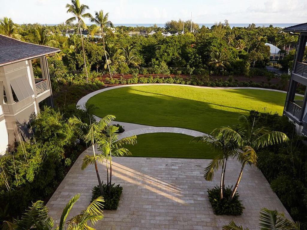 The Island House 4*