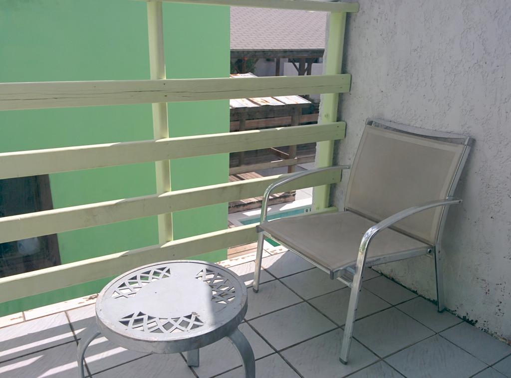 Hotel Coco Plum Bahamas Nassau