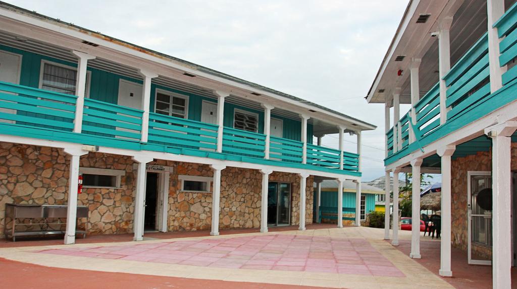 Hotel Two Turtles Bahamas