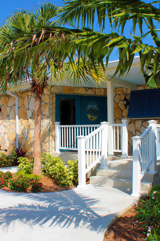 Hotel Exuma Beach 3*