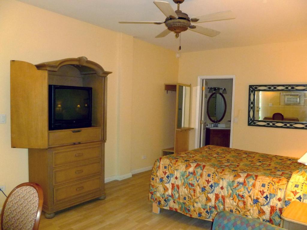 Orchard Garden Motel 2*