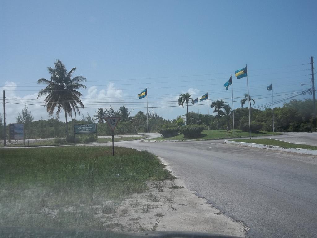 The Colonial Moss Town