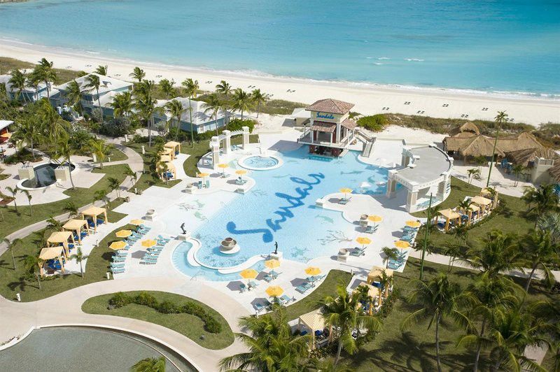 Sandals Emerald Bay Twin Lakes