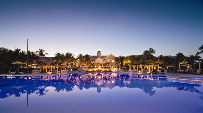 Sandals Emerald Bay Hotel 5*