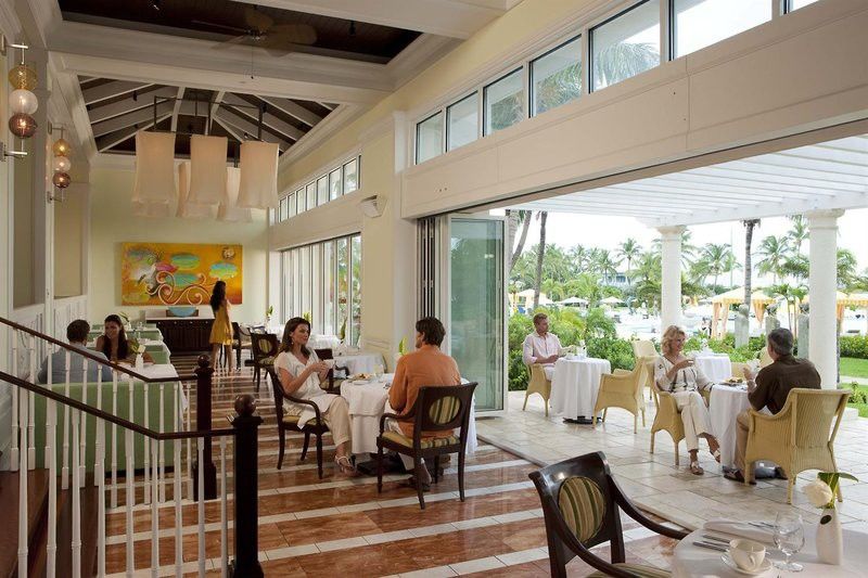 Hotel Sandals Emerald Bay 5*