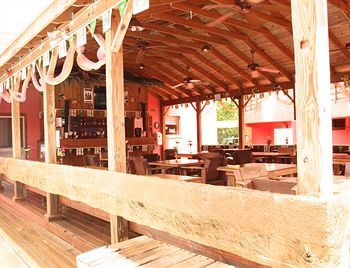 Hotel Coco Plum Bahamas