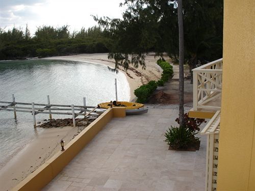 Augusta Bay Bahamas, Exuma 4* George Town