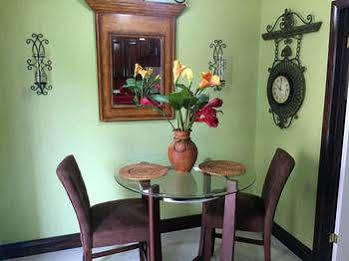 Brownstone 1 Guest house 3*