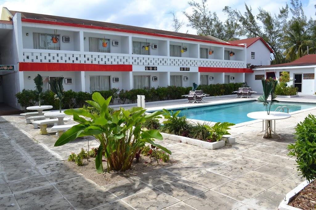 Nettie's Different Of Casuarina's Hotel Nassau