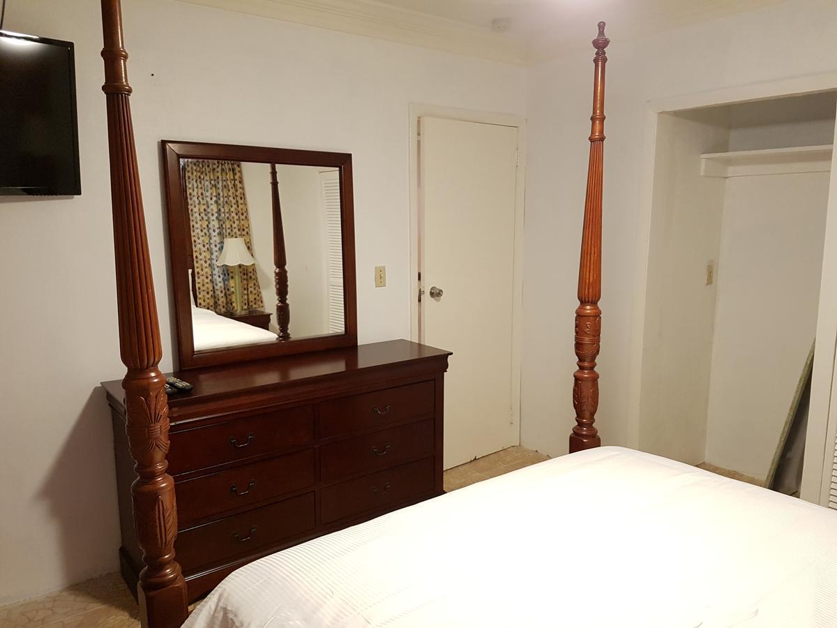 Golden Palms House 3* Nassau