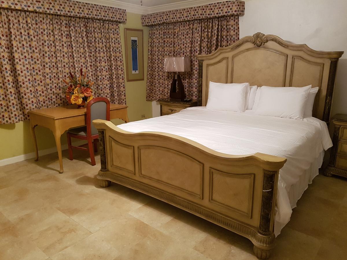 Bed & Breakfast Golden Palms House 3*