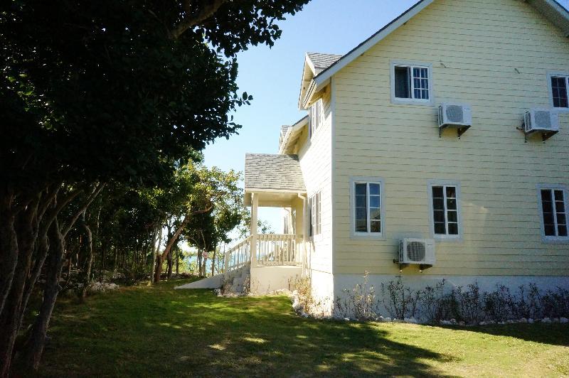 Island Seaside Hotel 3*