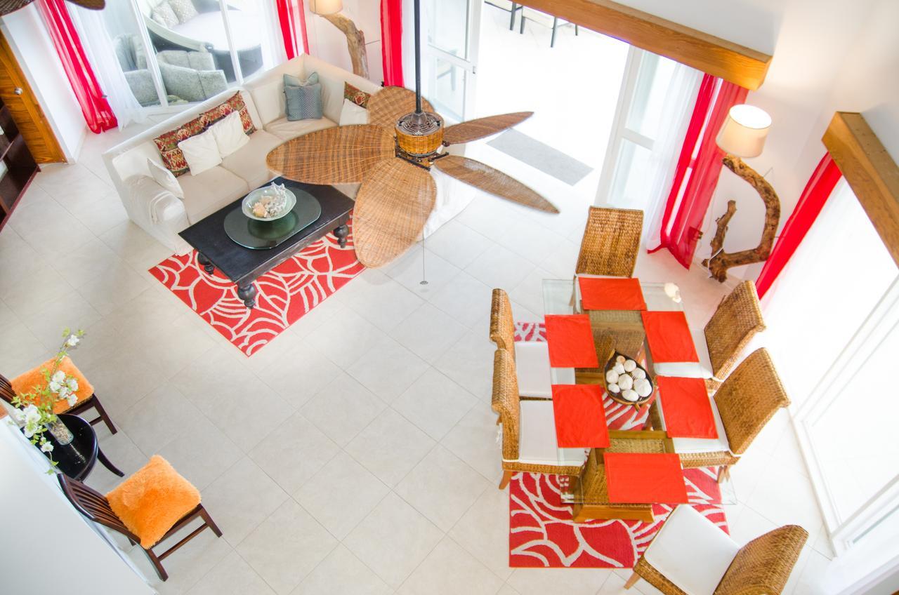 Four Bedroom Oceanfront * Nassau