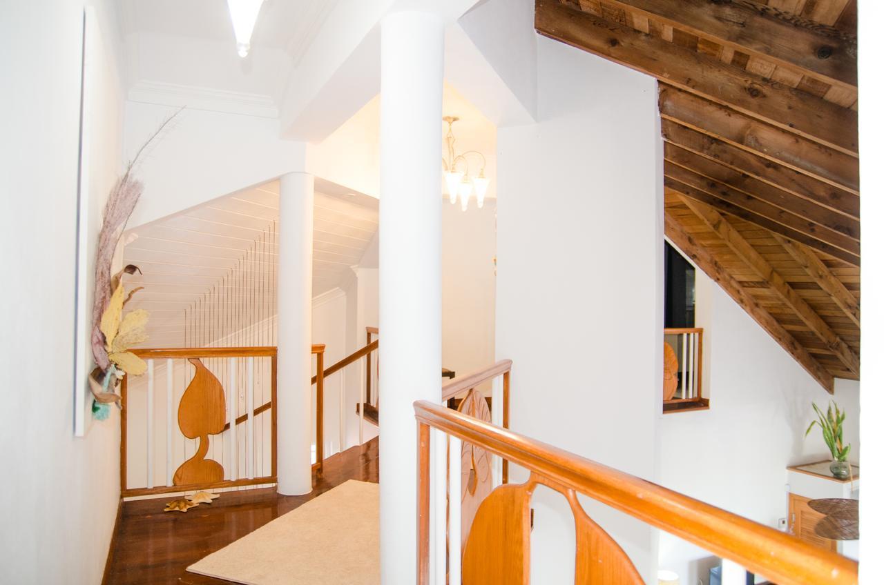 Four Bedroom Oceanfront * Nassau