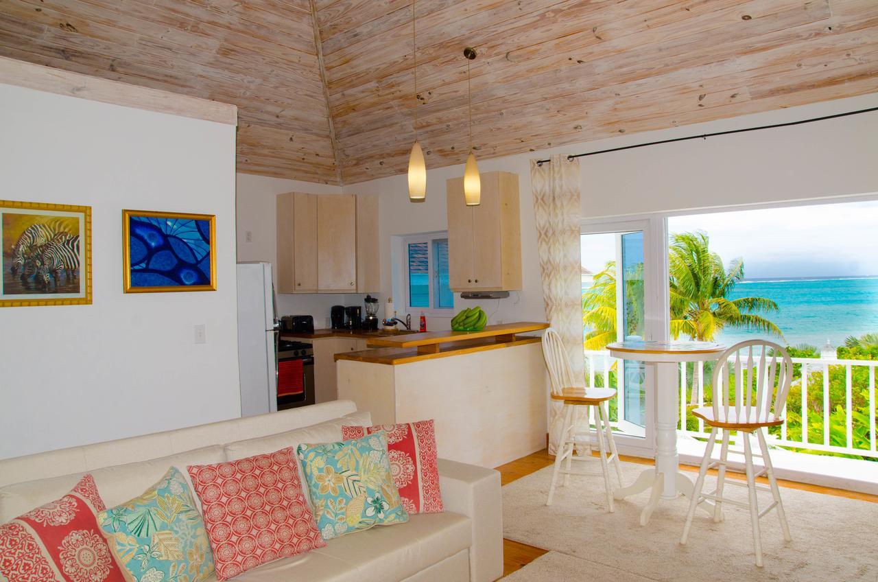Holiday home Four Bedroom Oceanfront *