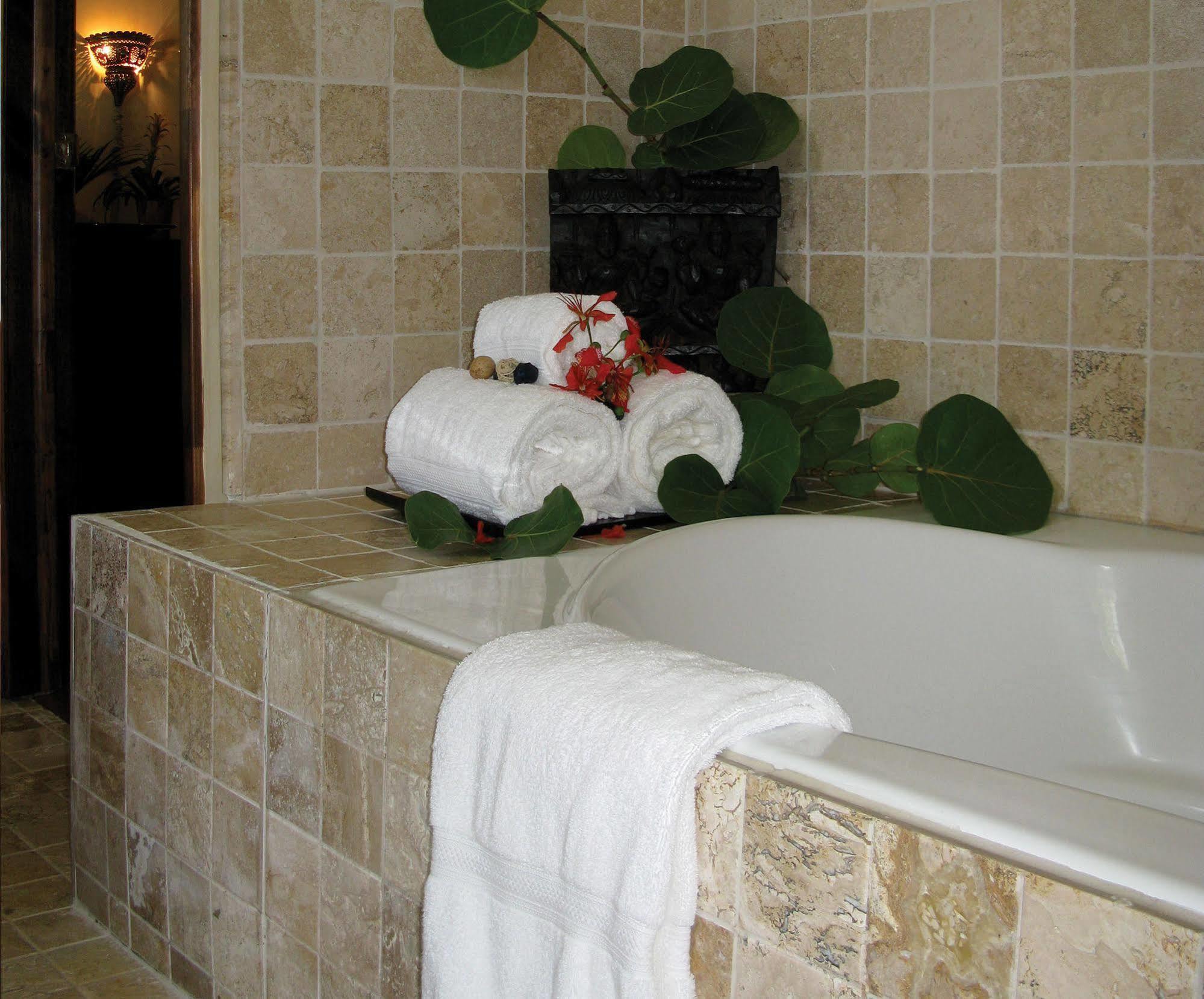 Marley & 4* Nassau