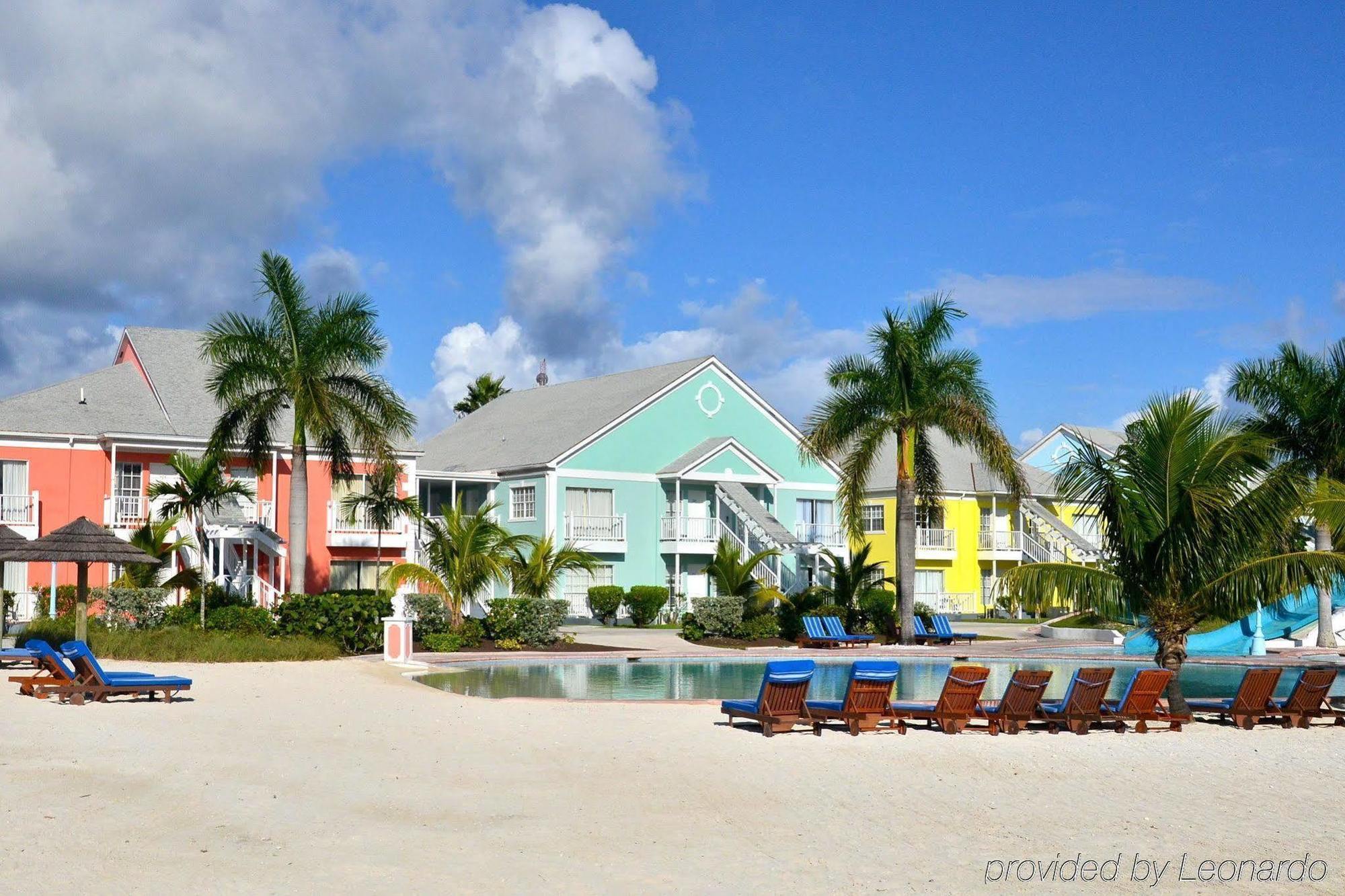 Resort Sandyport 4*