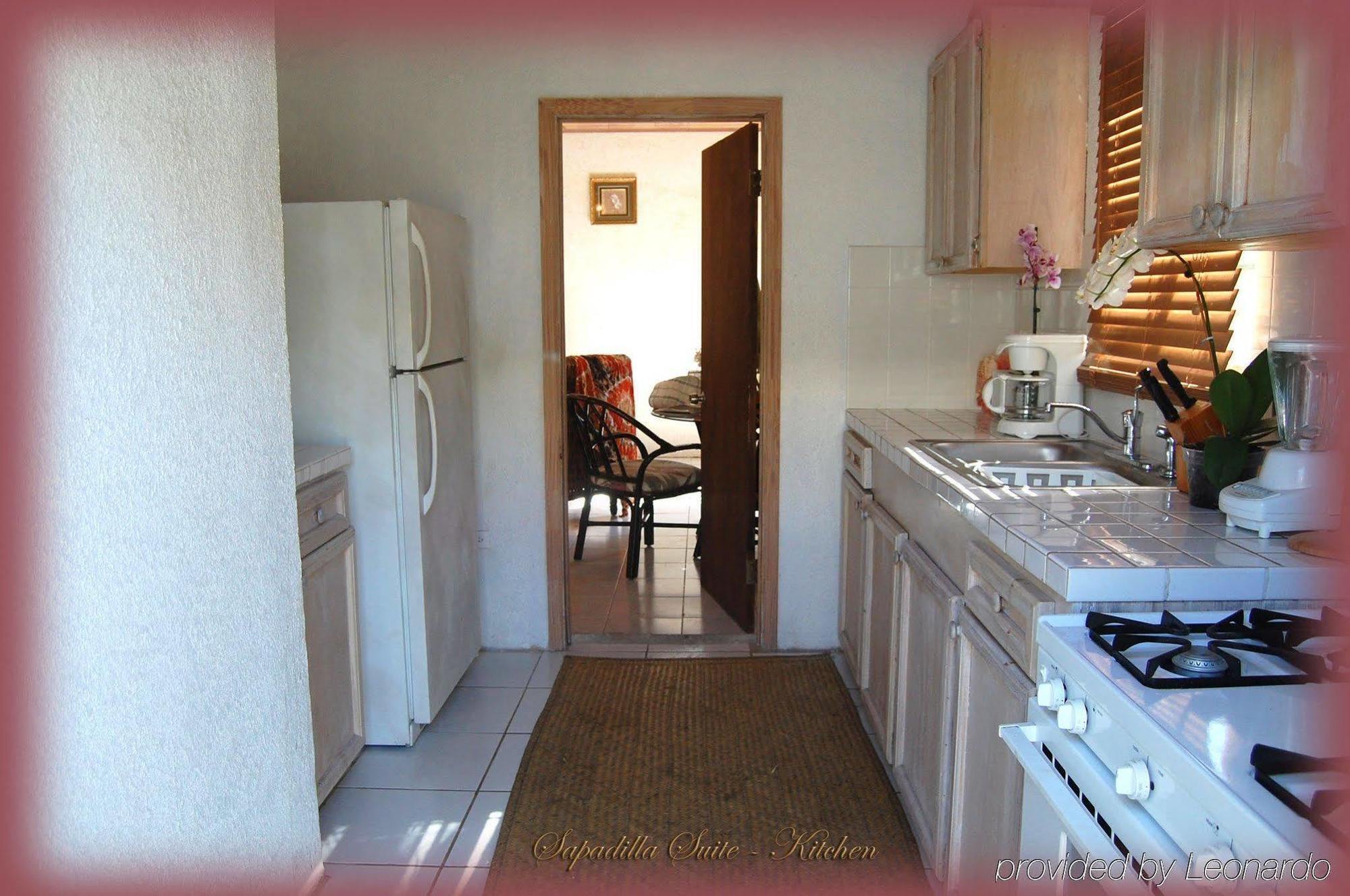 The Sugar Apple Lodge Dunmore Town