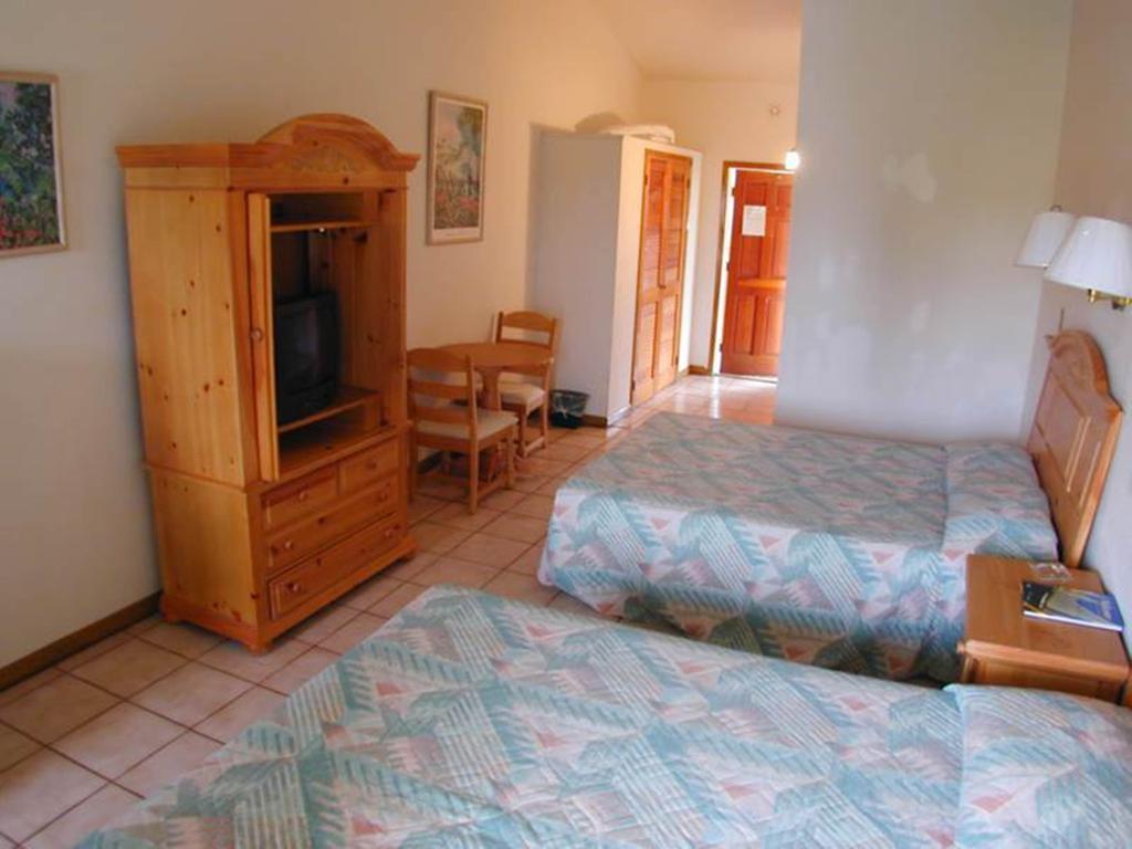 Orange Hill Inn 3*