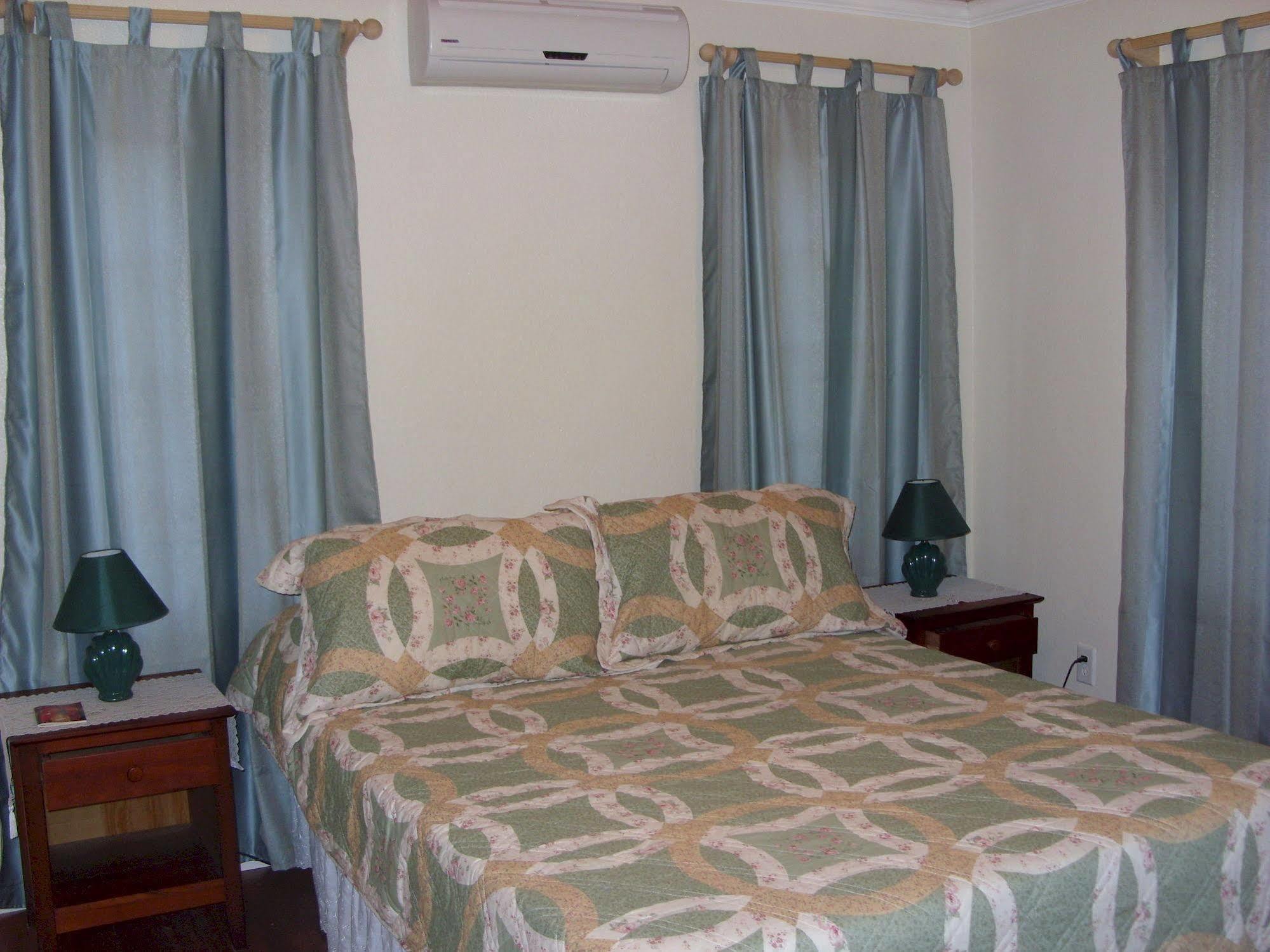 Island Seaside 3*