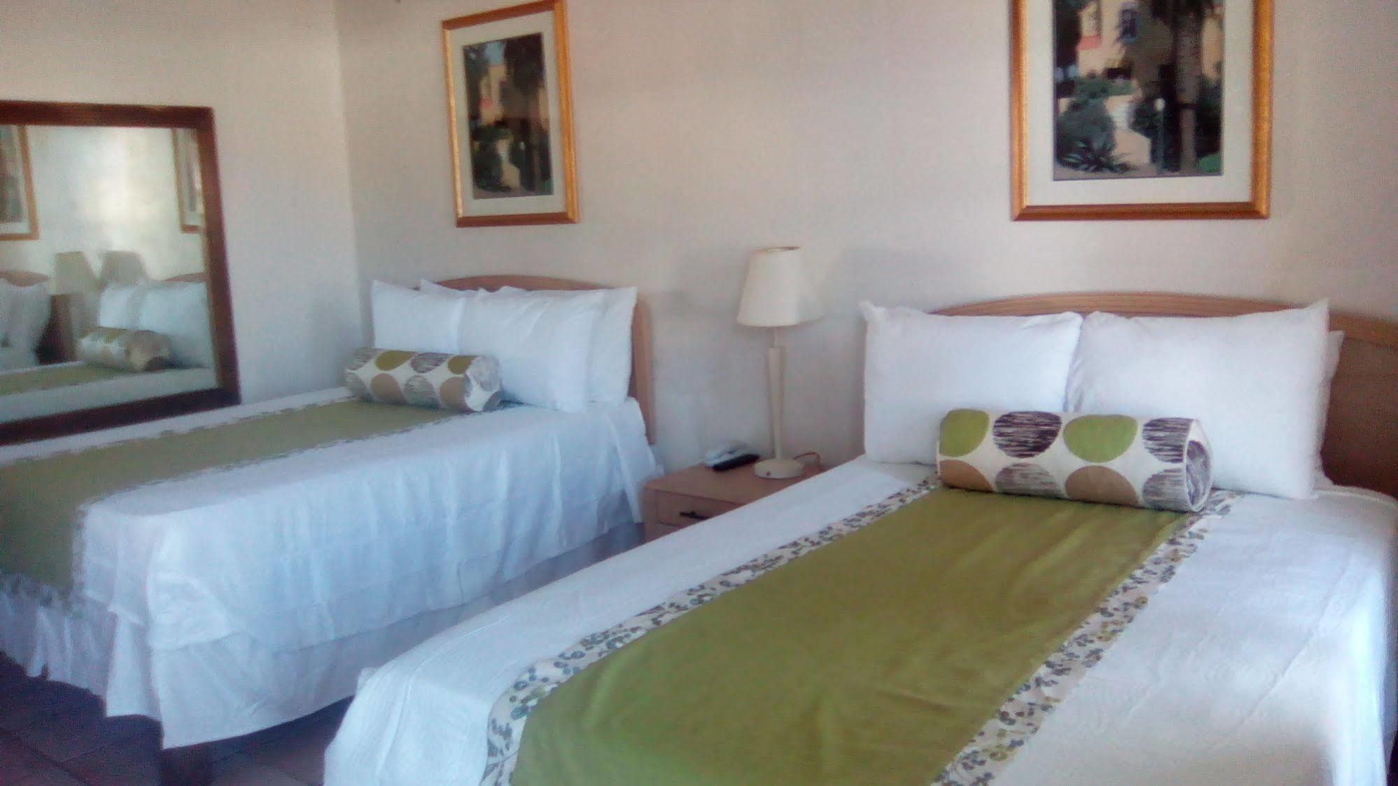 Colony Club & Hotel
