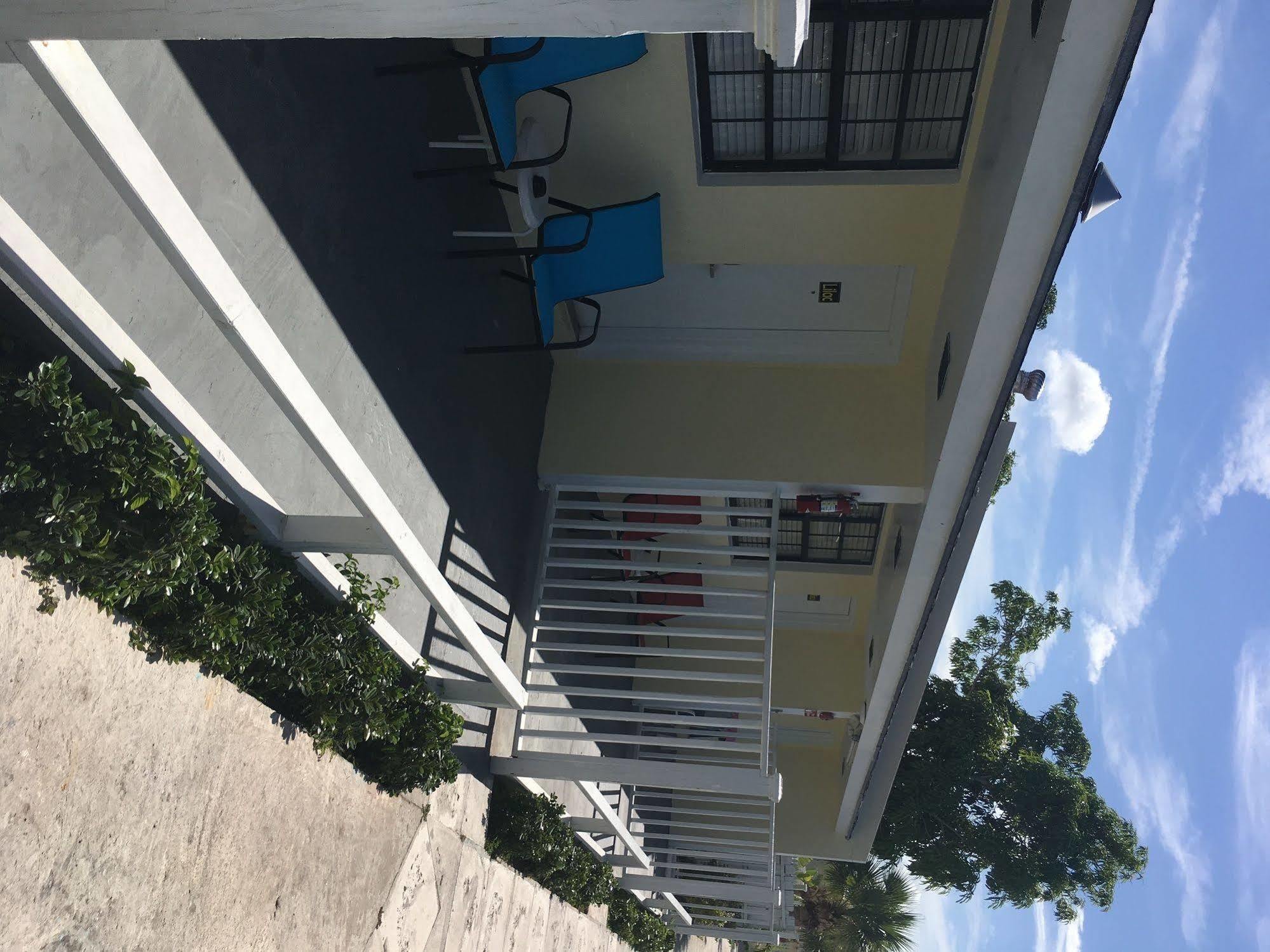 Hotel Colony Club & 3*
