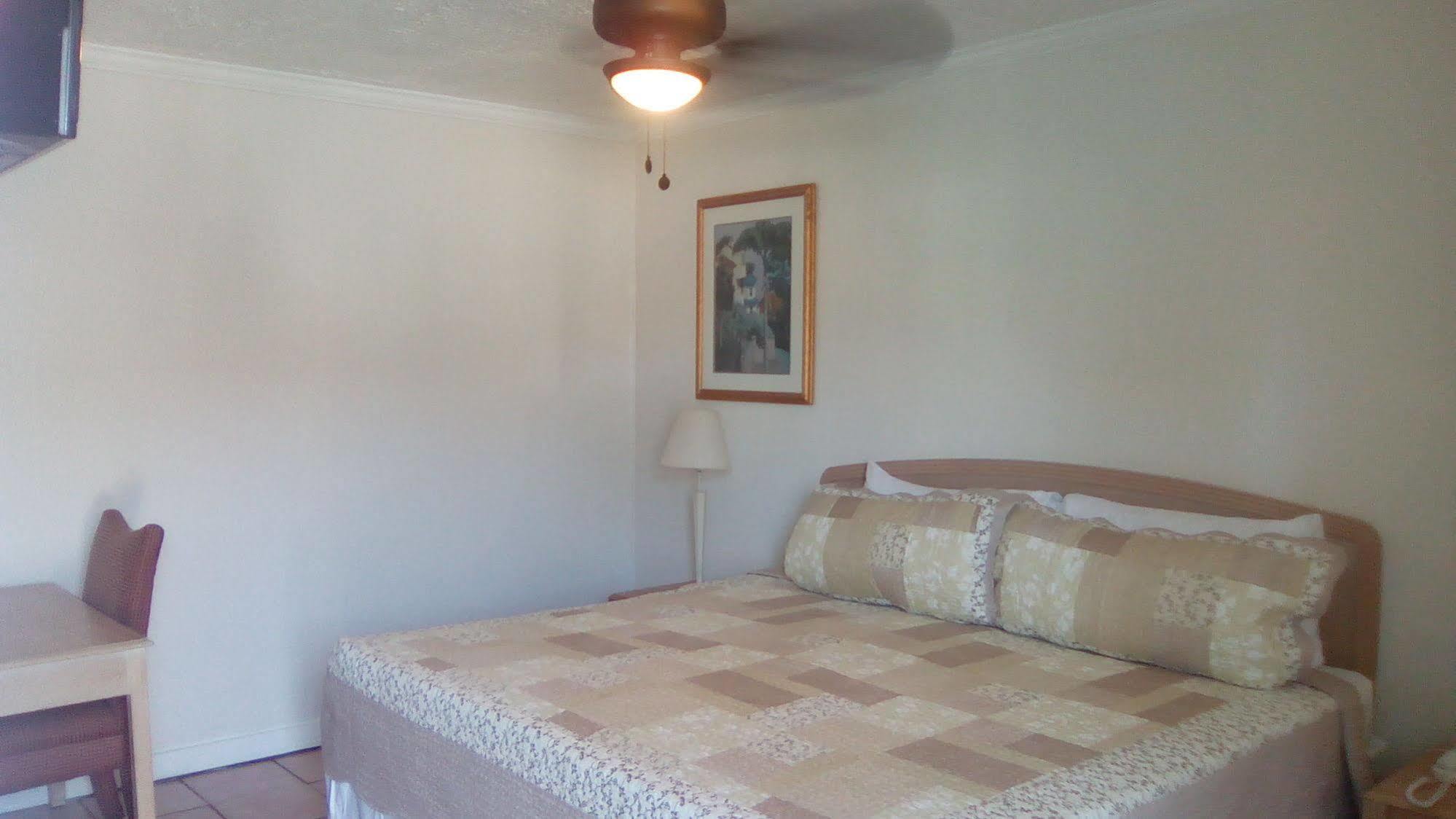Hotel Colony Club & Nassau