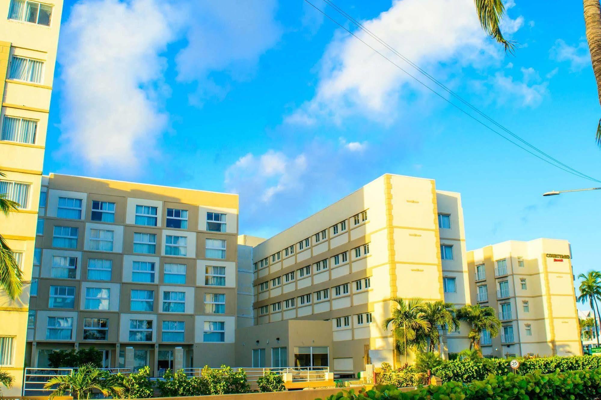 Courtyard By Marriott Downtown/junkanoo 4* Nassau