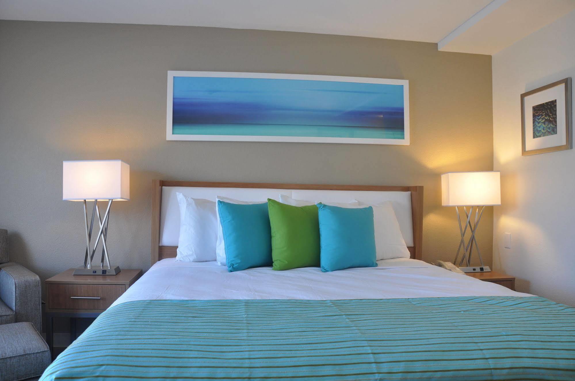 Hotel Courtyard By Marriott Downtown/junkanoo Nassau