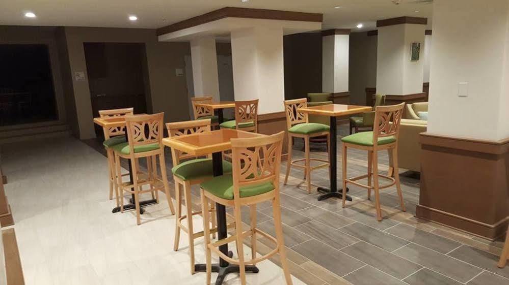 Courtyard By Marriott Downtown/junkanoo 4*